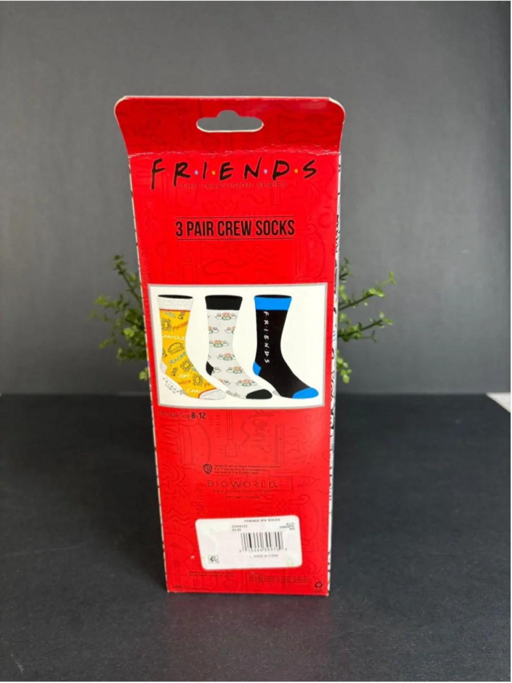Friends The TV Show Three Pairs Crew Socks Men’s Shor Sizes 8-12 Bioworld